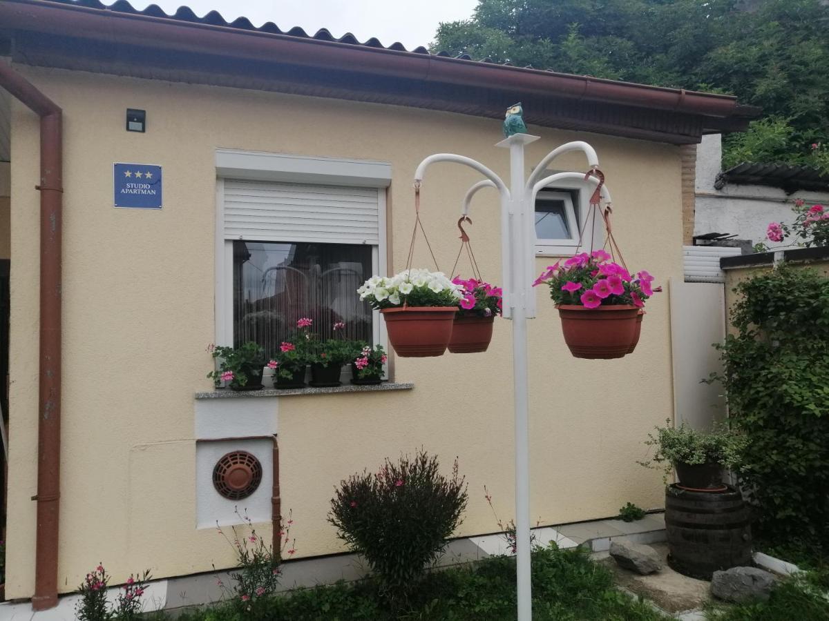 Studio Apartman Bandb Джяково Экстерьер фото