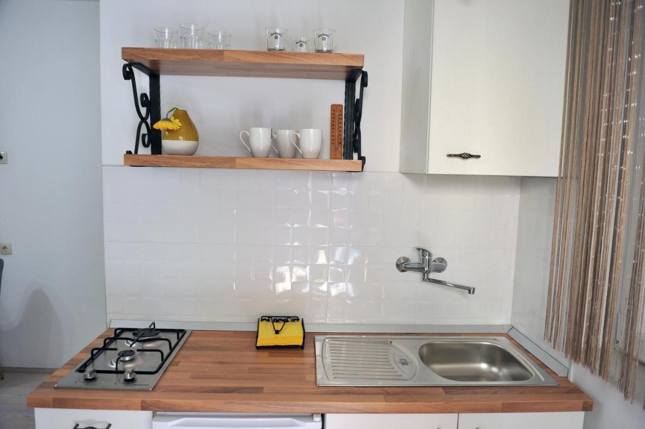 Studio Apartman Bandb Джяково Экстерьер фото