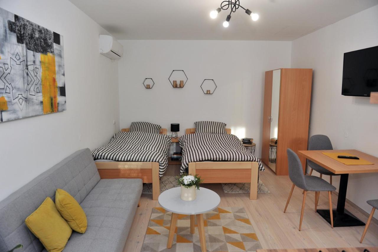 Studio Apartman Bandb Джяково Экстерьер фото